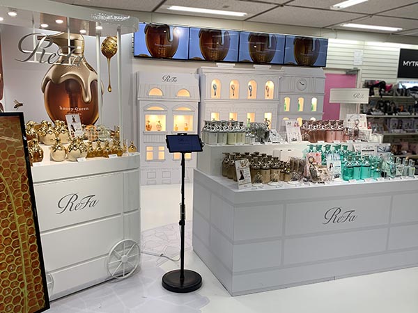 リファ POP UP STORE